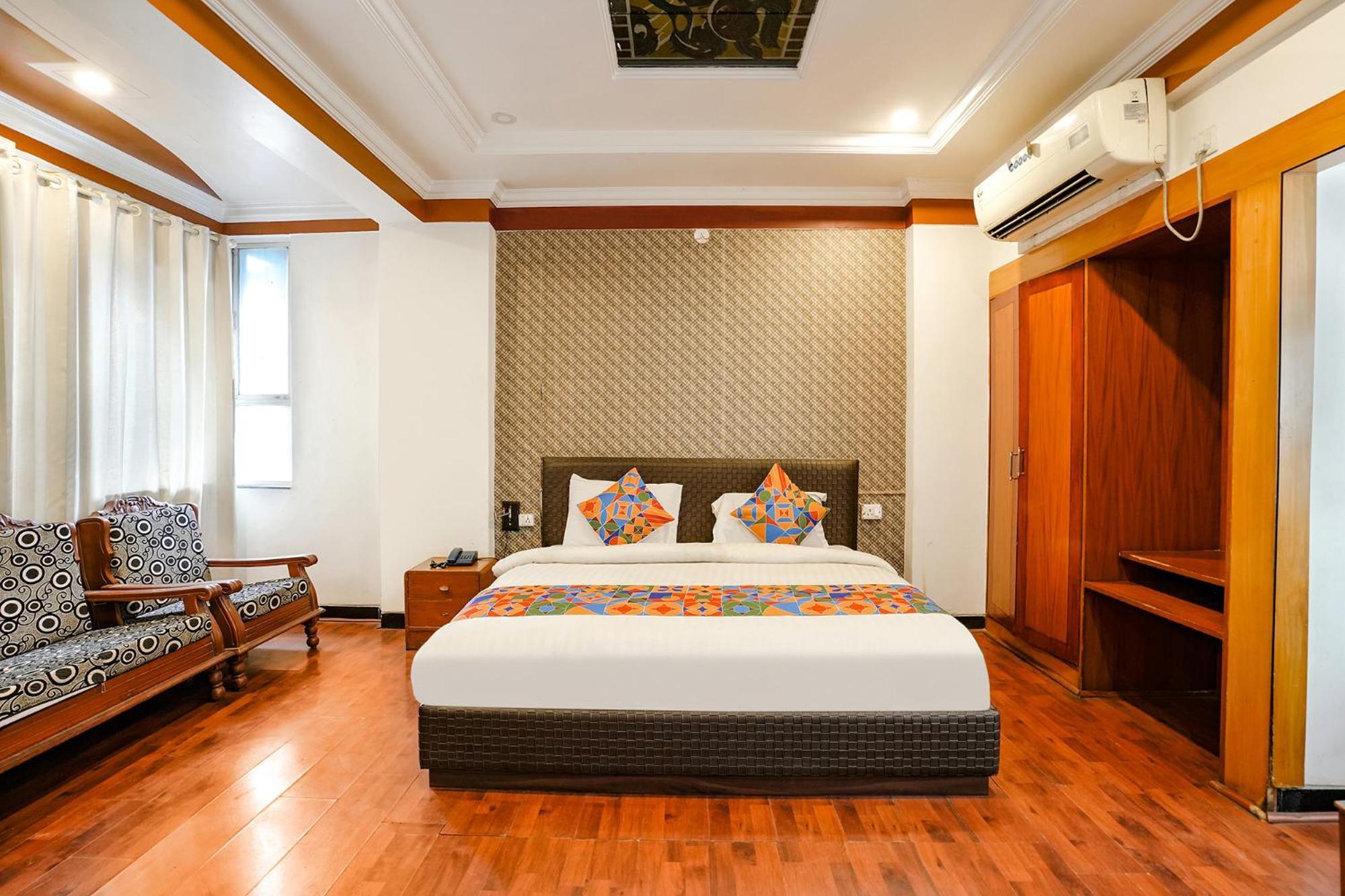 Fabhotel Silver Inn II Насик Экстерьер фото
