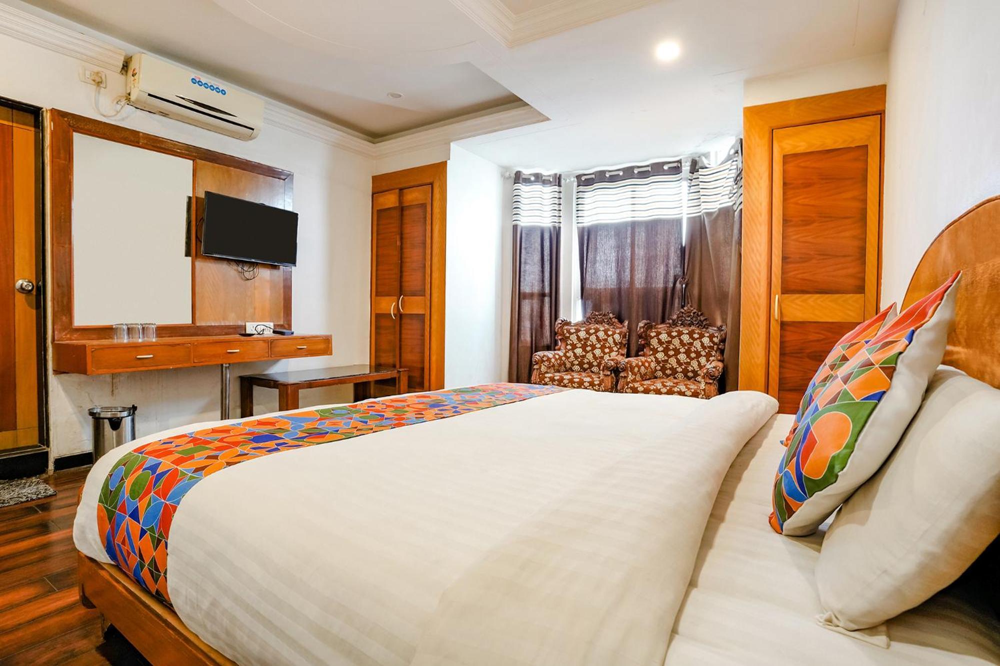 Fabhotel Silver Inn II Насик Экстерьер фото
